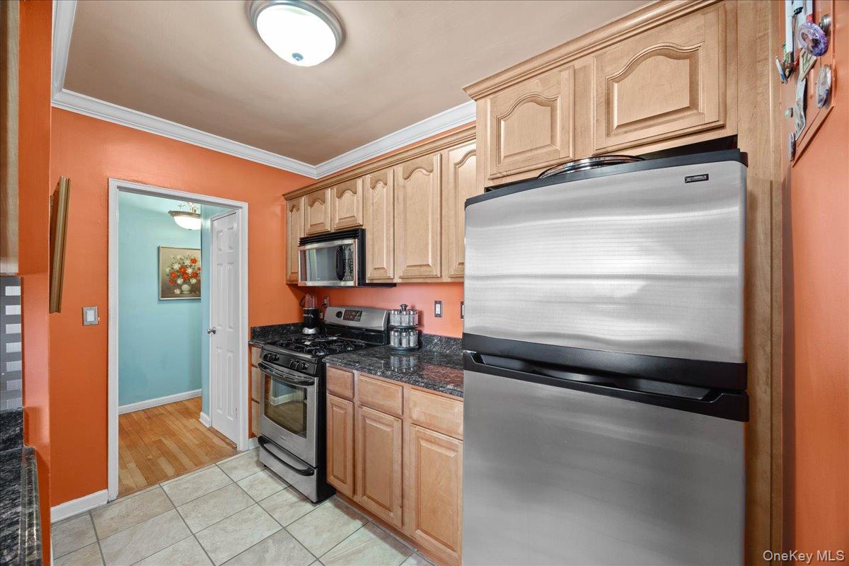 440 Warburton Avenue 3E