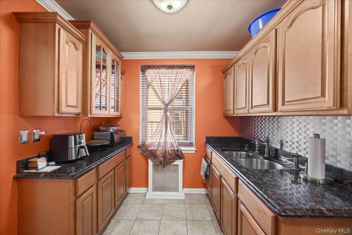 440 Warburton Avenue 3E