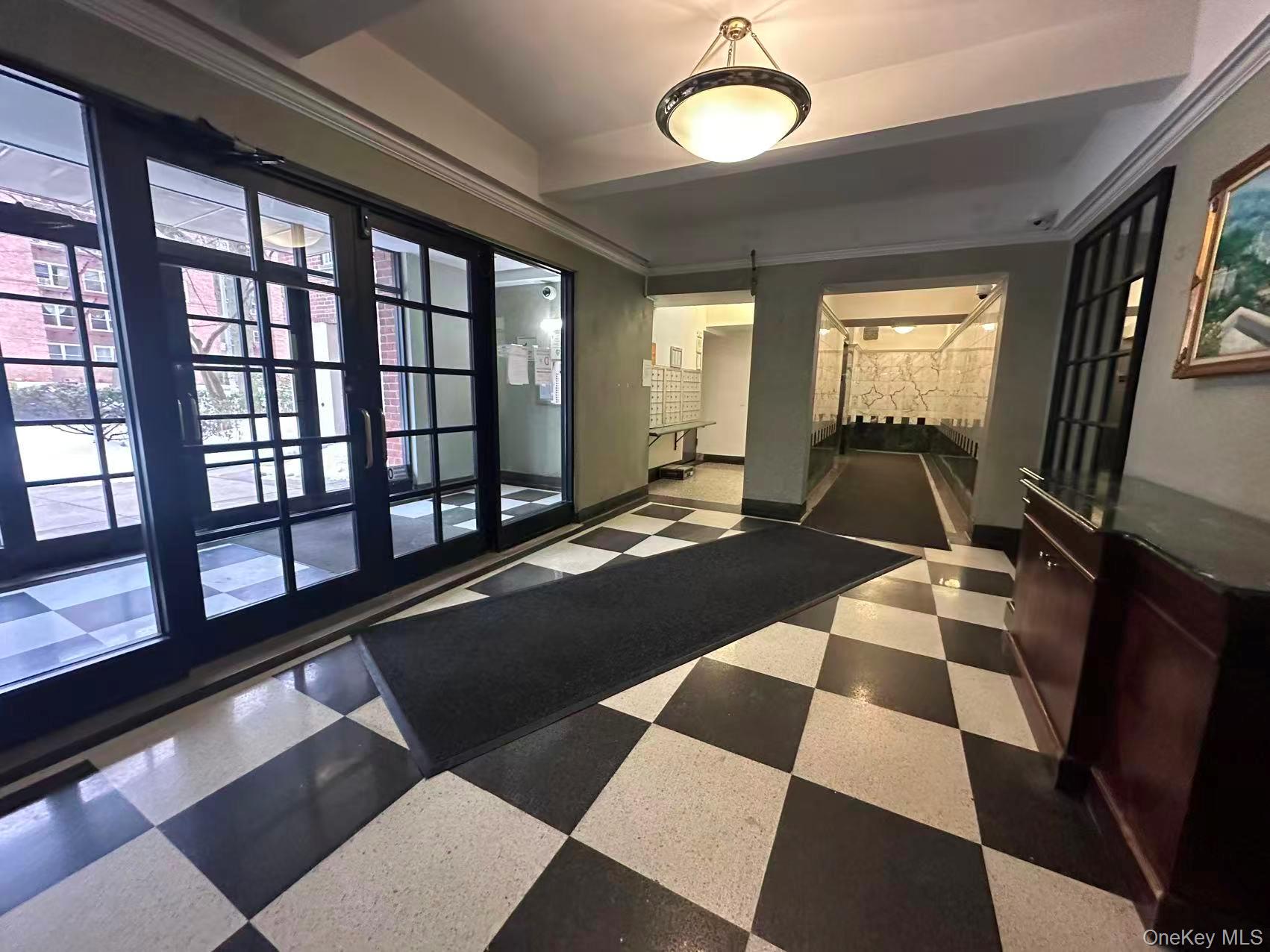 2704 Parsons Boulevard 6B