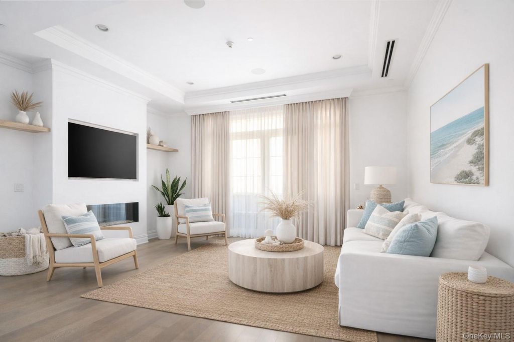 Photo of 5000 Royal Court #5307, North Hills, NY 11040 (MLS # 949622)