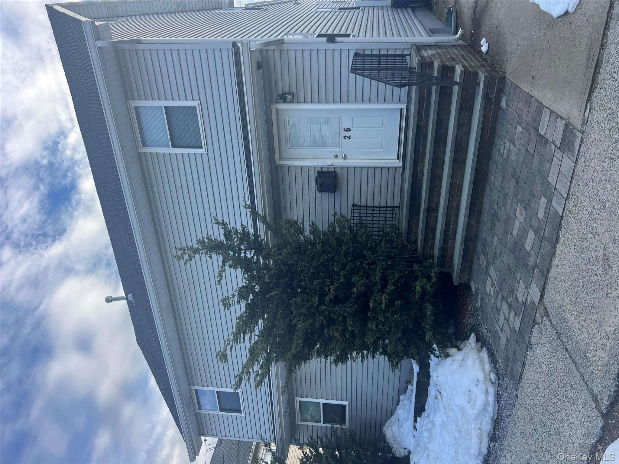 Photo 1 of 9 — 26 E Hawthorne Avenue, Valley Stream, NY 11580