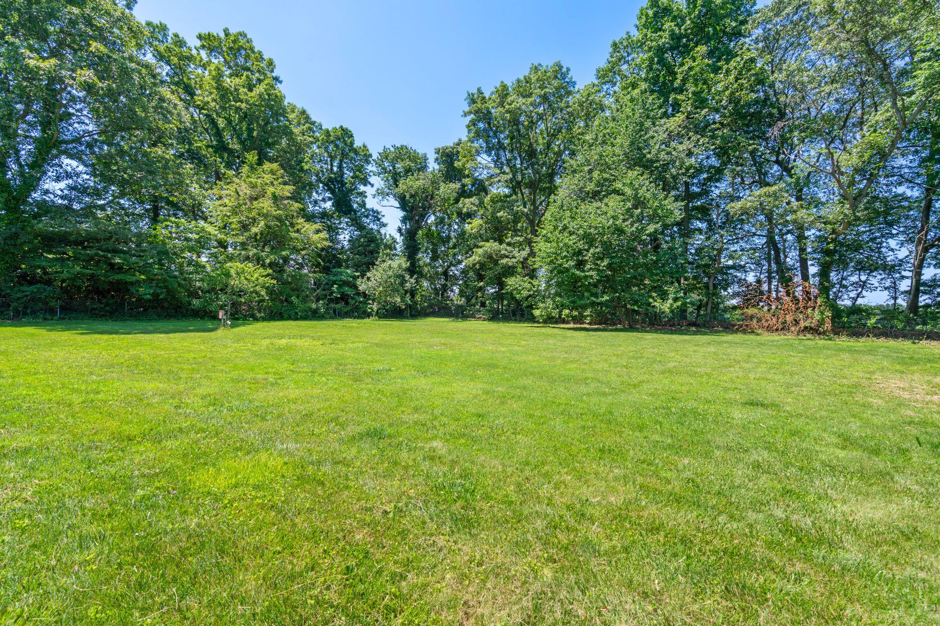 Dix Hills, New York 11746, United States, 5 Bedrooms Bedrooms, ,4 BathroomsBathrooms,Residential,Coming Soon,162521