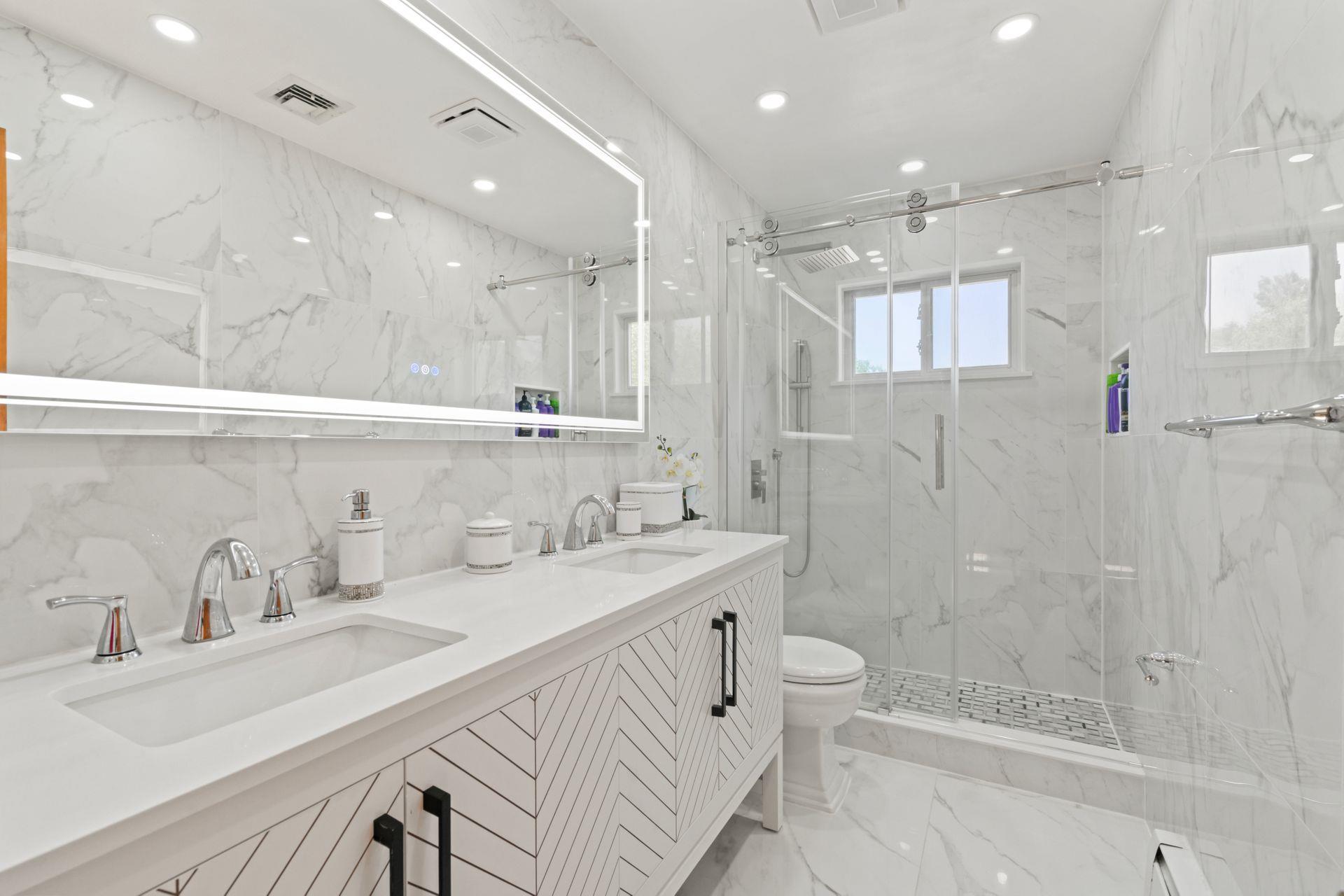 Dix Hills, New York 11746, United States, 5 Bedrooms Bedrooms, ,4 BathroomsBathrooms,Residential,Coming Soon,162521