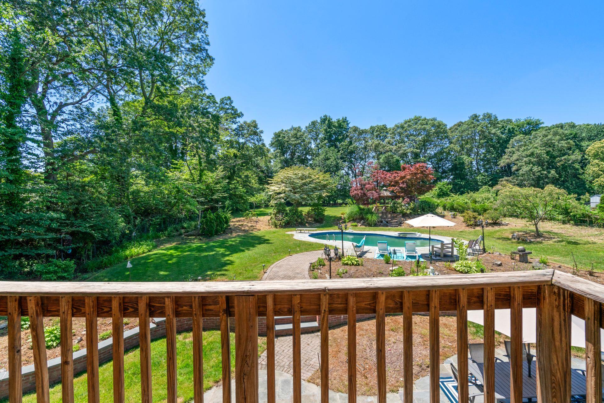 Dix Hills, New York 11746, United States, 5 Bedrooms Bedrooms, ,4 BathroomsBathrooms,Residential,Coming Soon,162521