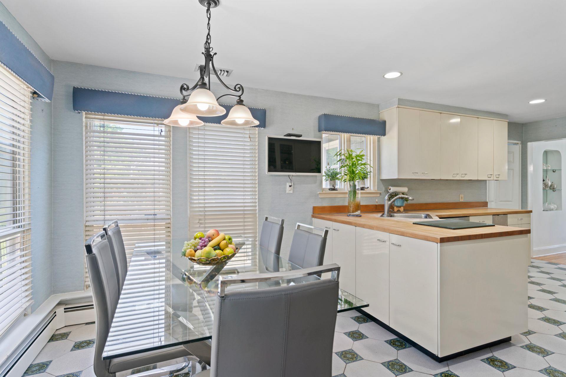 Dix Hills, New York 11746, United States, 5 Bedrooms Bedrooms, ,4 BathroomsBathrooms,Residential,Coming Soon,162521