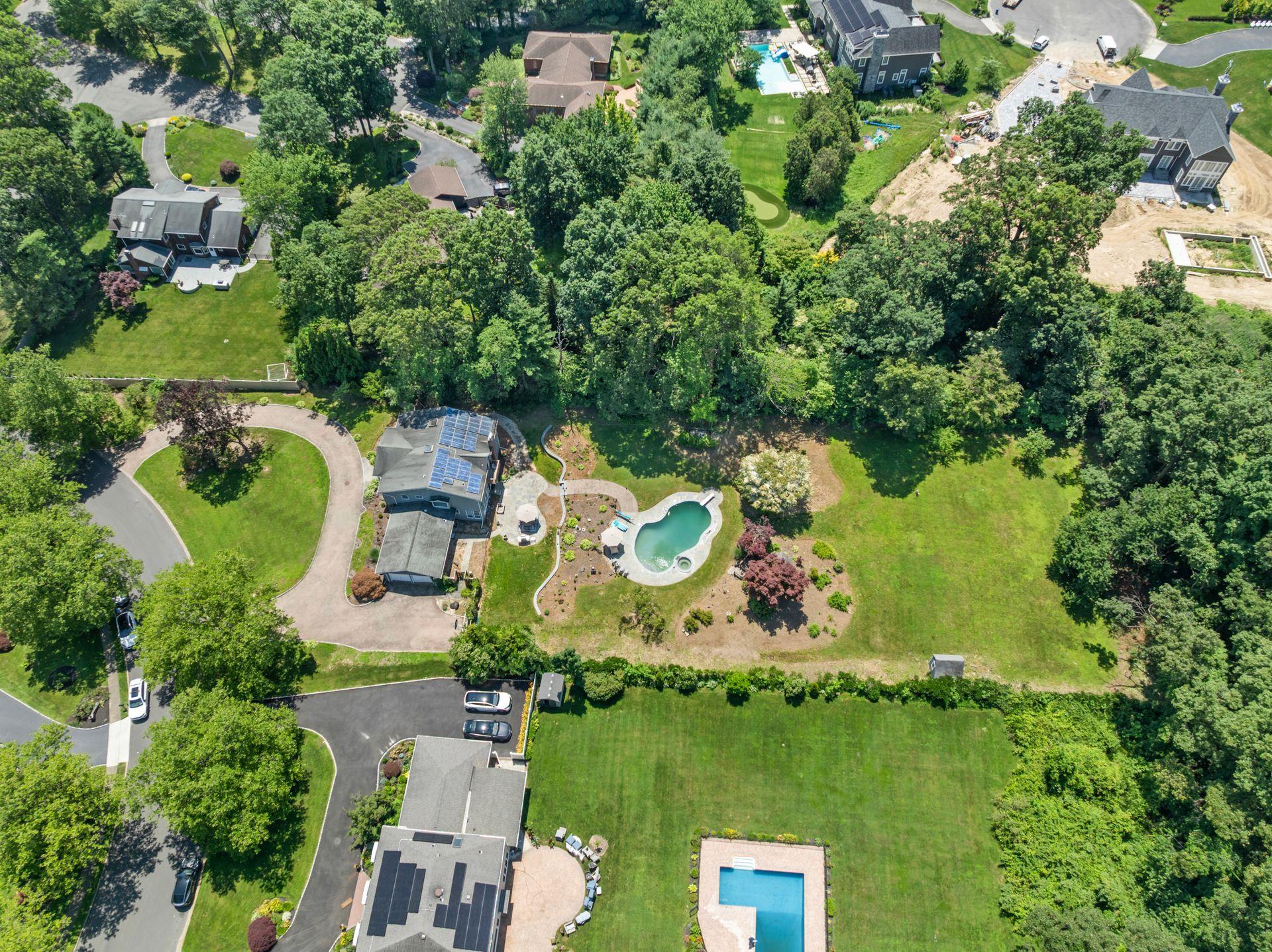 Dix Hills, New York 11746, United States, 5 Bedrooms Bedrooms, ,4 BathroomsBathrooms,Residential,Coming Soon,162521