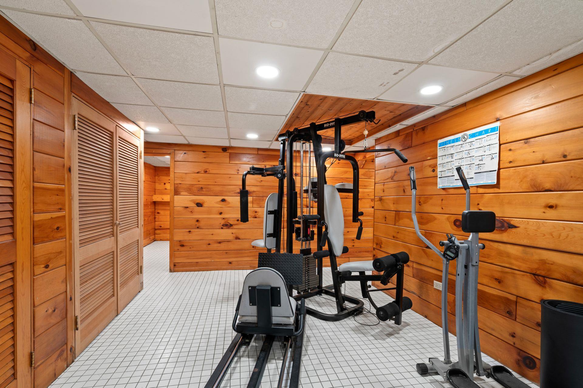 Dix Hills, New York 11746, United States, 5 Bedrooms Bedrooms, ,4 BathroomsBathrooms,Residential,Coming Soon,162521