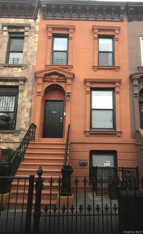 Multifamily For Sale - 1016 Greene Avenue<br/> Brooklyn, NY 11221
