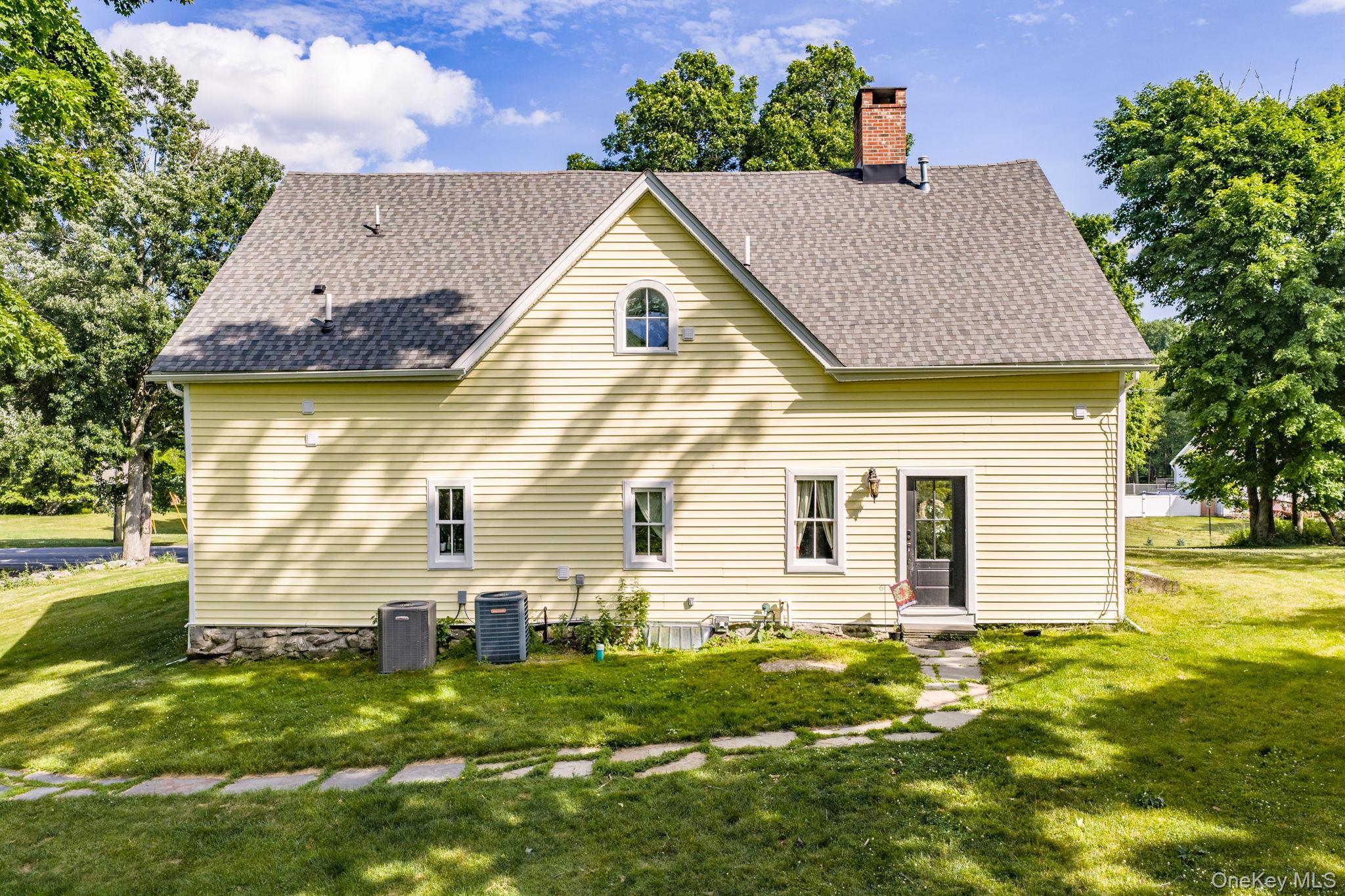633 Ridgebury Road
