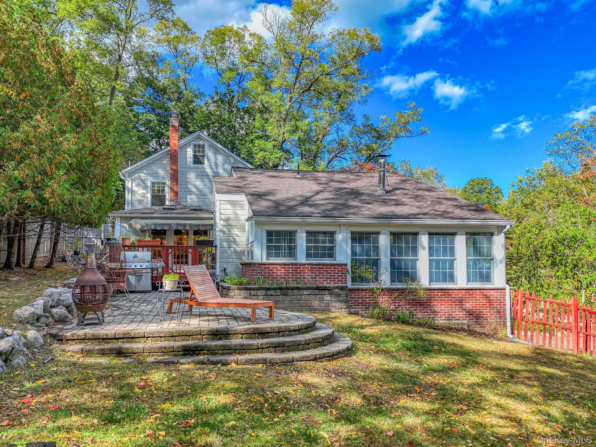 689 Blue Hill Road, River Vale