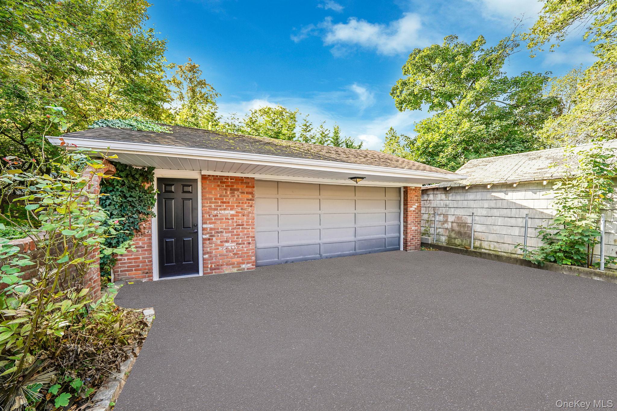 32 Fairview Avenue