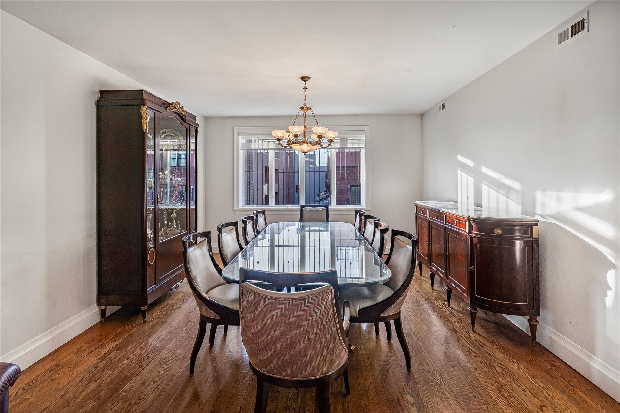 218 Middleton St APT6