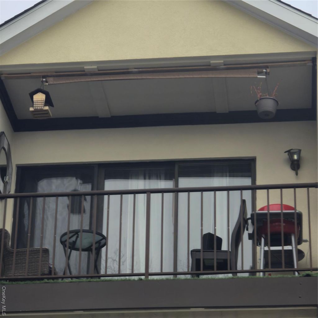 Photo of 23 Nottingham Circle #23, Peekskill, NY 10566 (MLS # 944981)