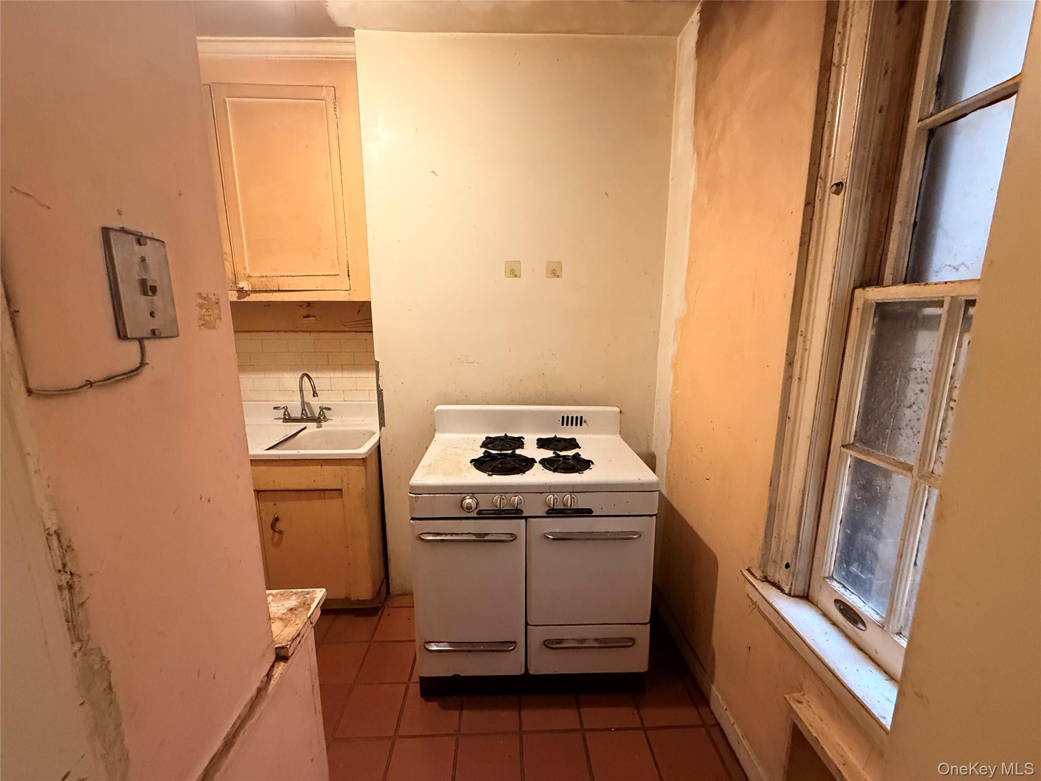 1235 Park Avenue 6D