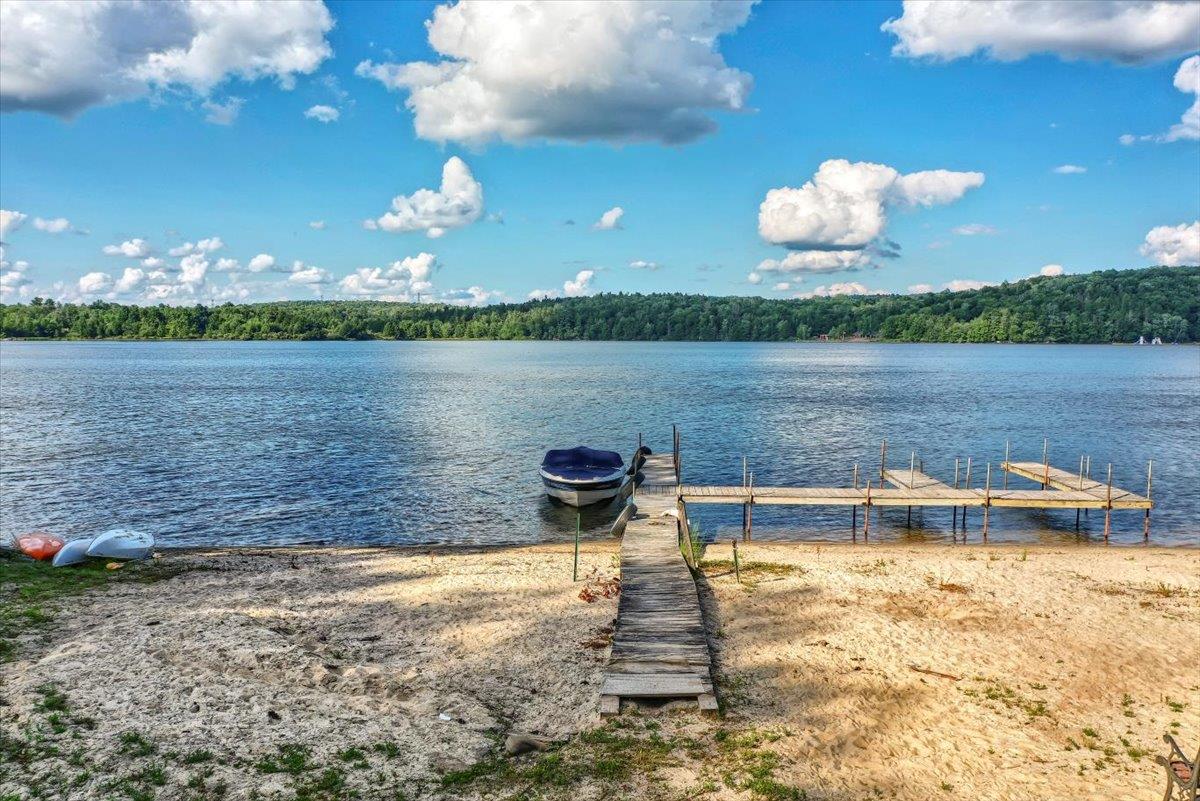 517 Sackett Lake Road