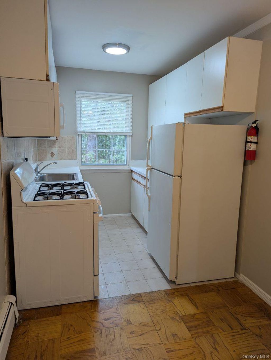 Photo of 1 Hemlock Drive #C152, Bay Shore, NY 11706 (MLS # 986806)