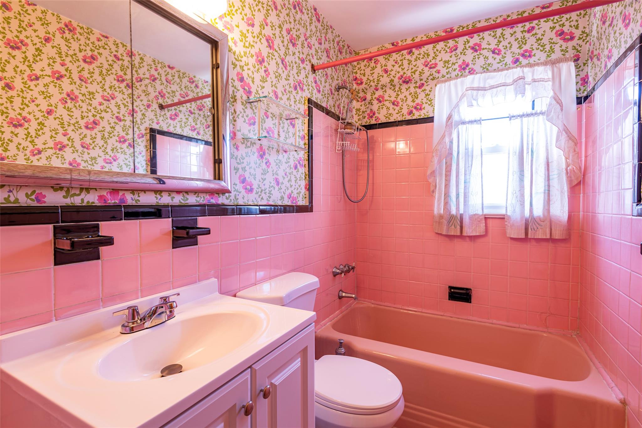 86-52 Musket Street, Queens Village, New York image 22