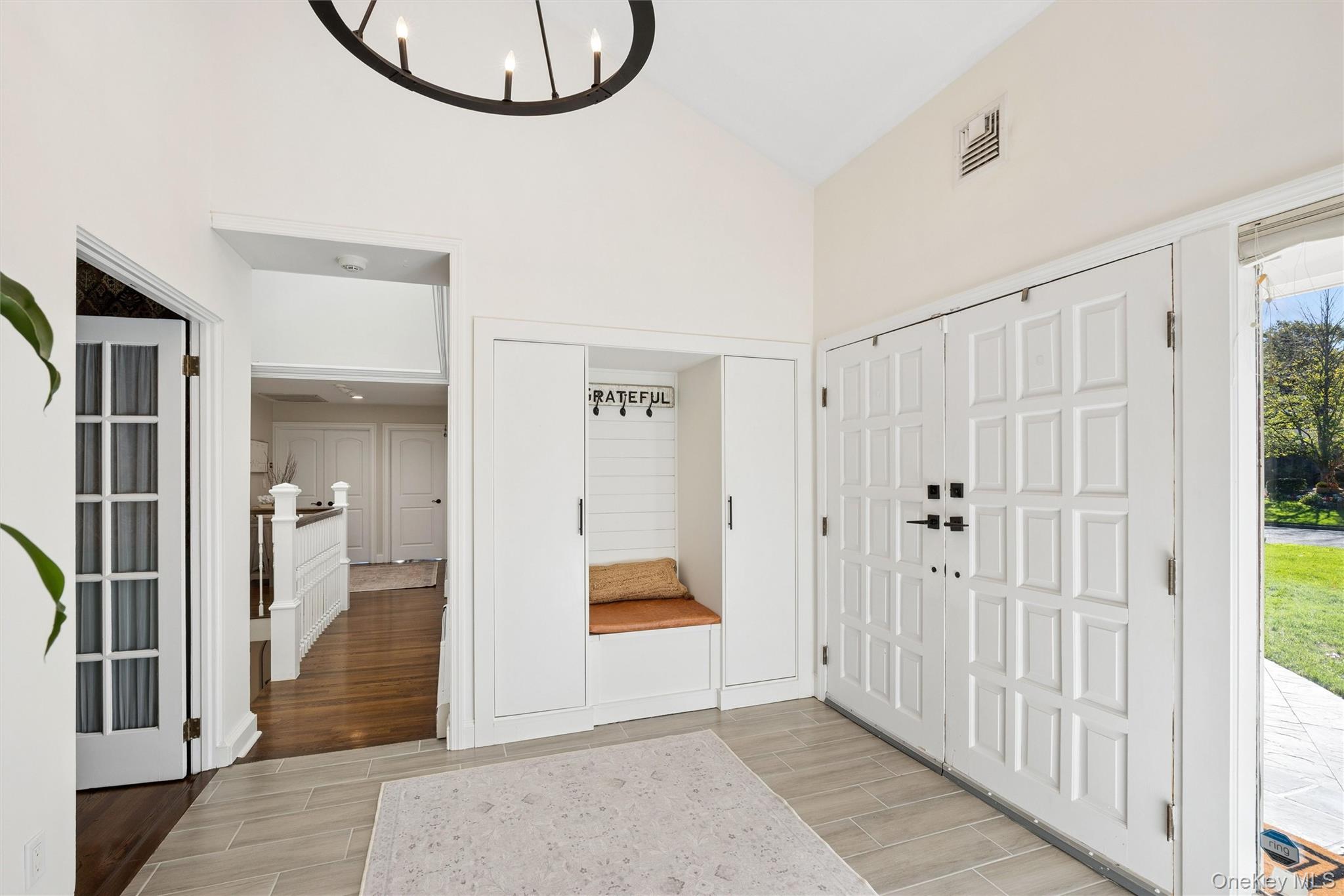 5 Ridings Road
