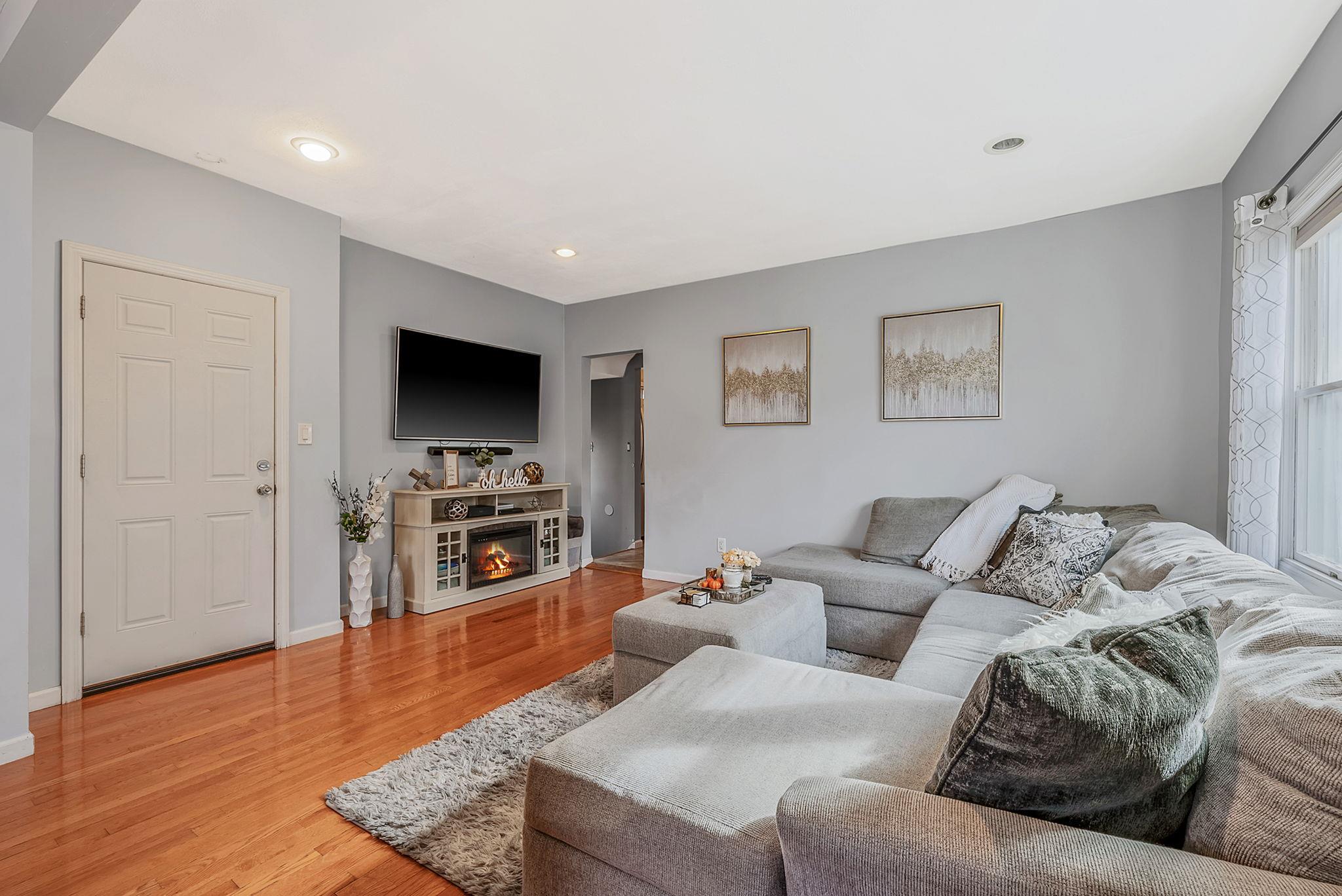 236 W Pine Street, Long Beach, New York image 14