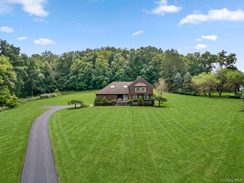 Homes For Sale - 361 Rte 22<br/> Goldens Bridge, NY 10526