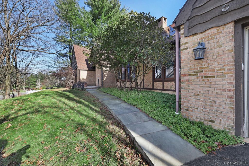 Photo of 14 Lincoln Terrace, Middletown, NY 10940 (MLS # 939706)