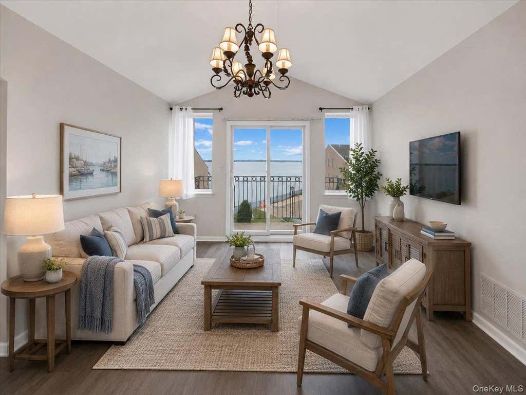 Photo of 1424 Outlook Avenue #3, Bronx, NY 10465 (MLS # 1022081)