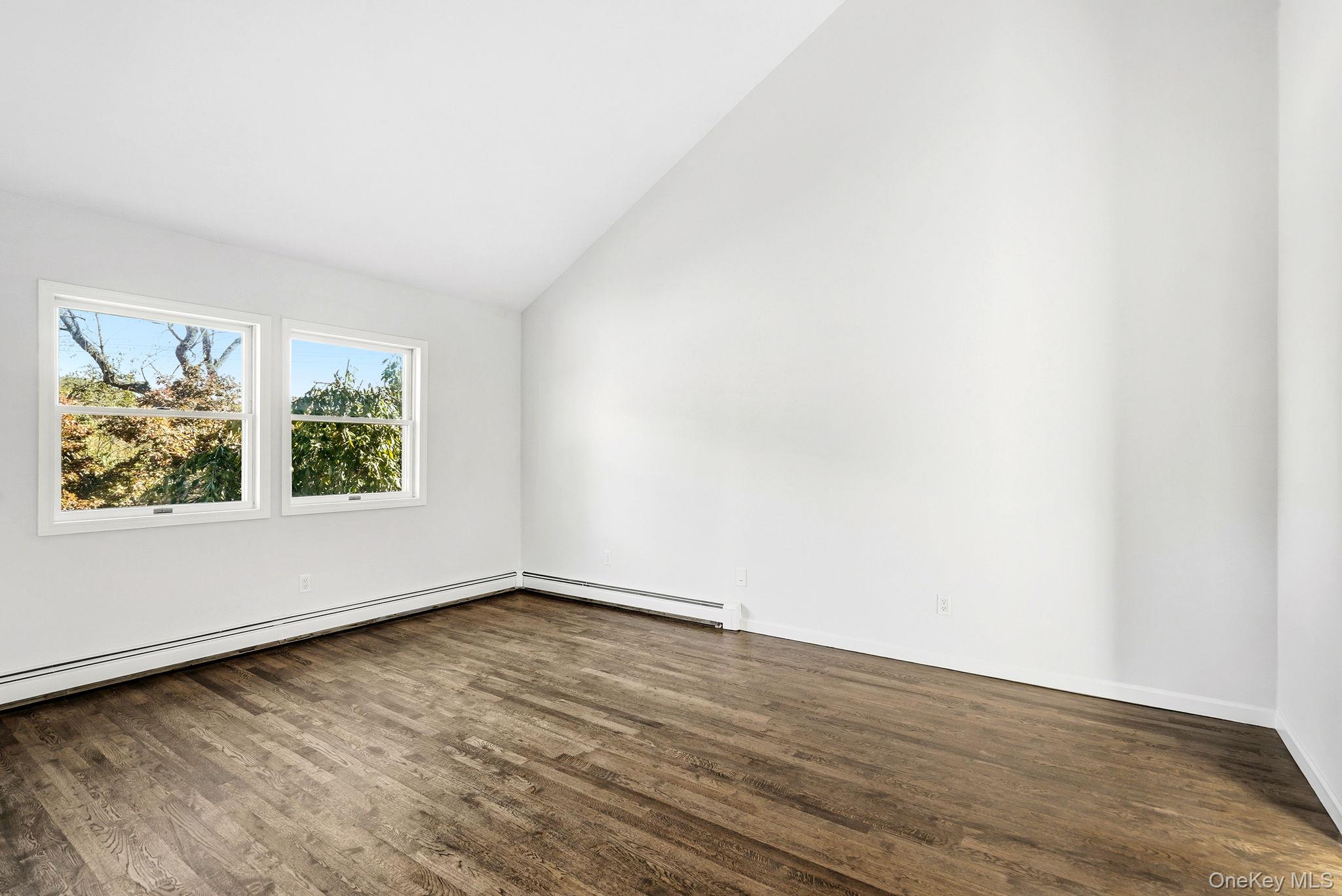 White Plains, New York 10603, United States, 5 Bedrooms Bedrooms, ,4 BathroomsBathrooms,Residential,Active,230515