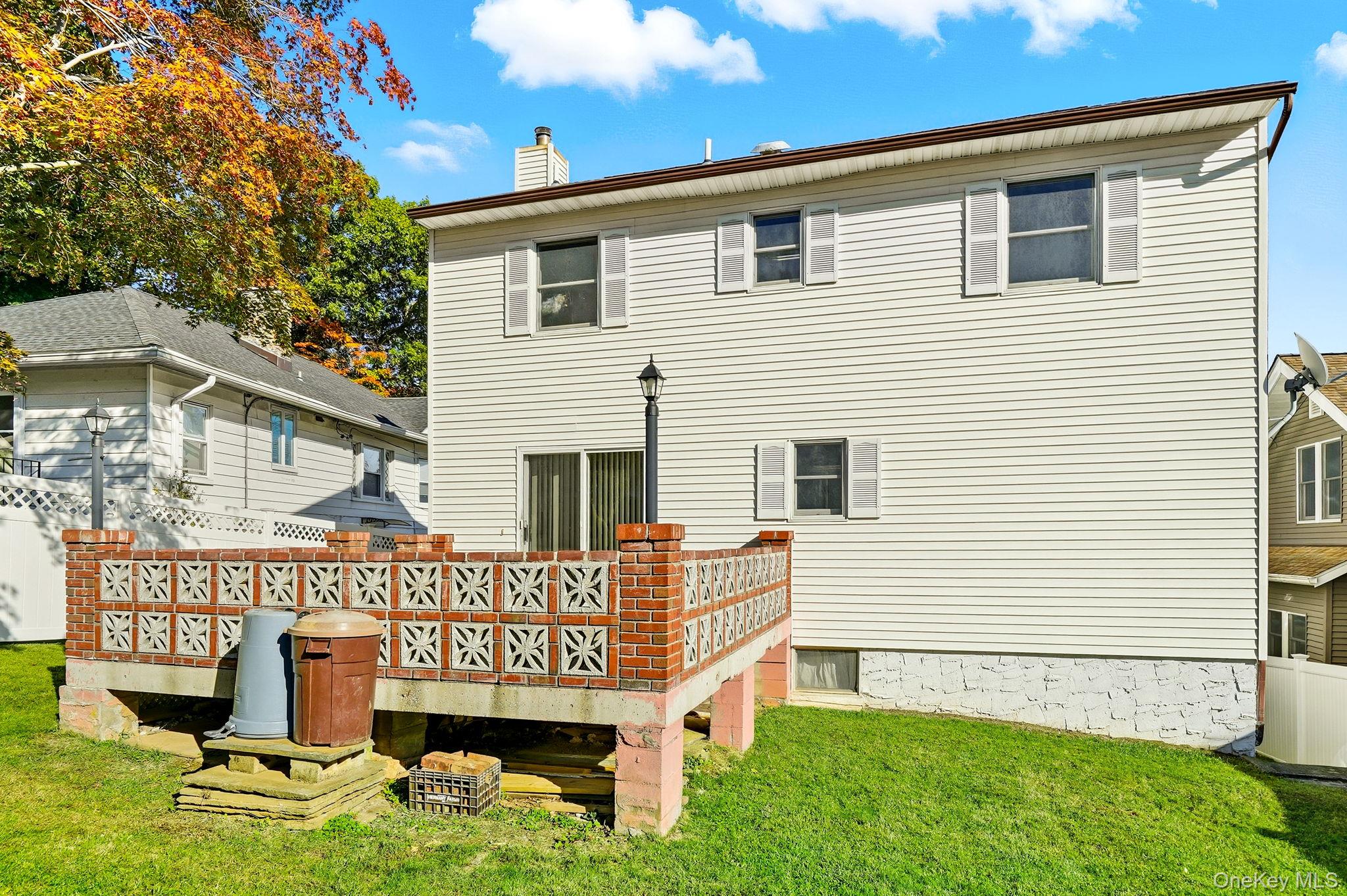 White Plains, New York 10603, United States, 5 Bedrooms Bedrooms, ,4 BathroomsBathrooms,Residential,Active,230515