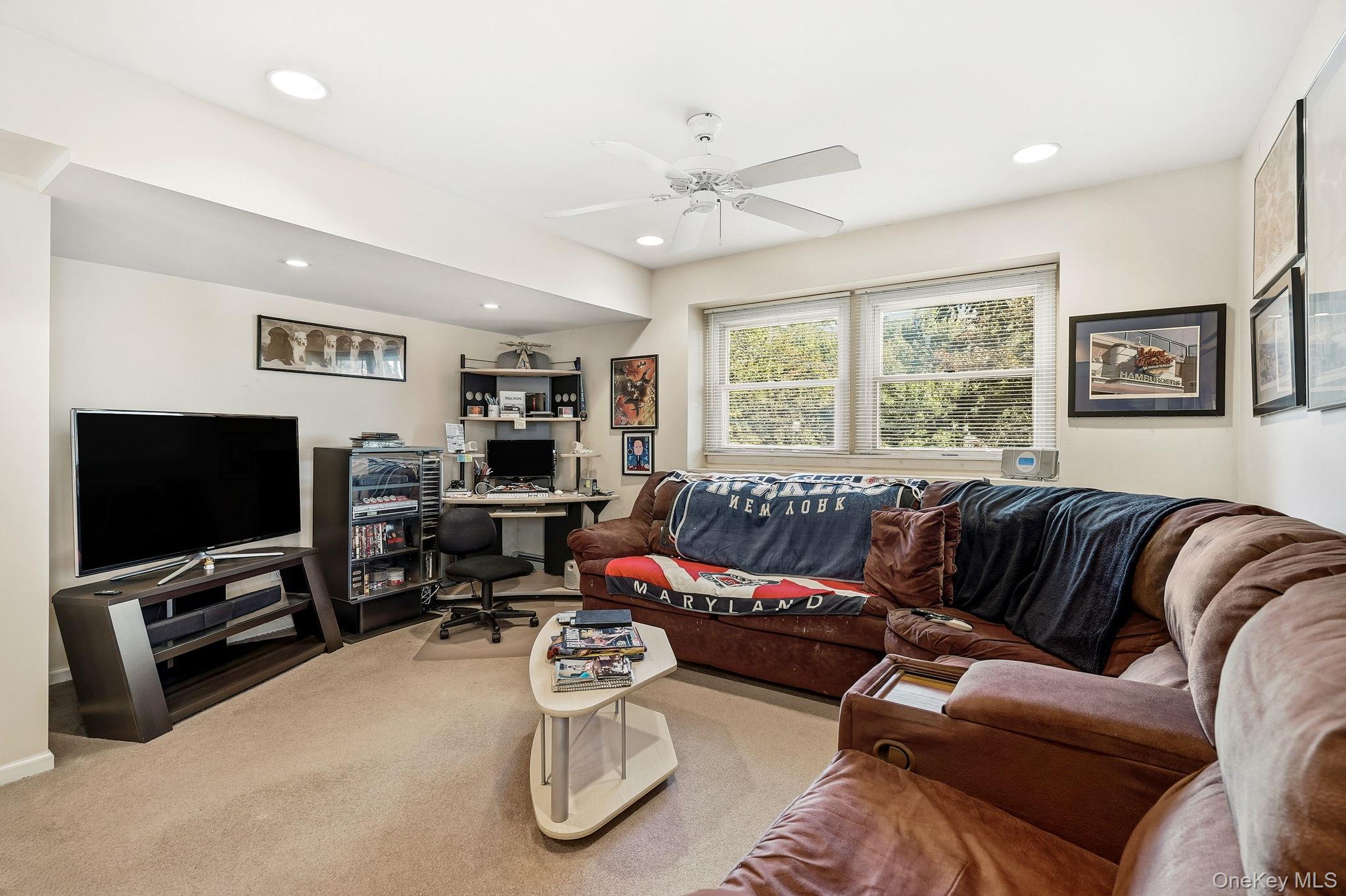 White Plains, New York 10603, United States, 5 Bedrooms Bedrooms, ,4 BathroomsBathrooms,Residential,Active,230515