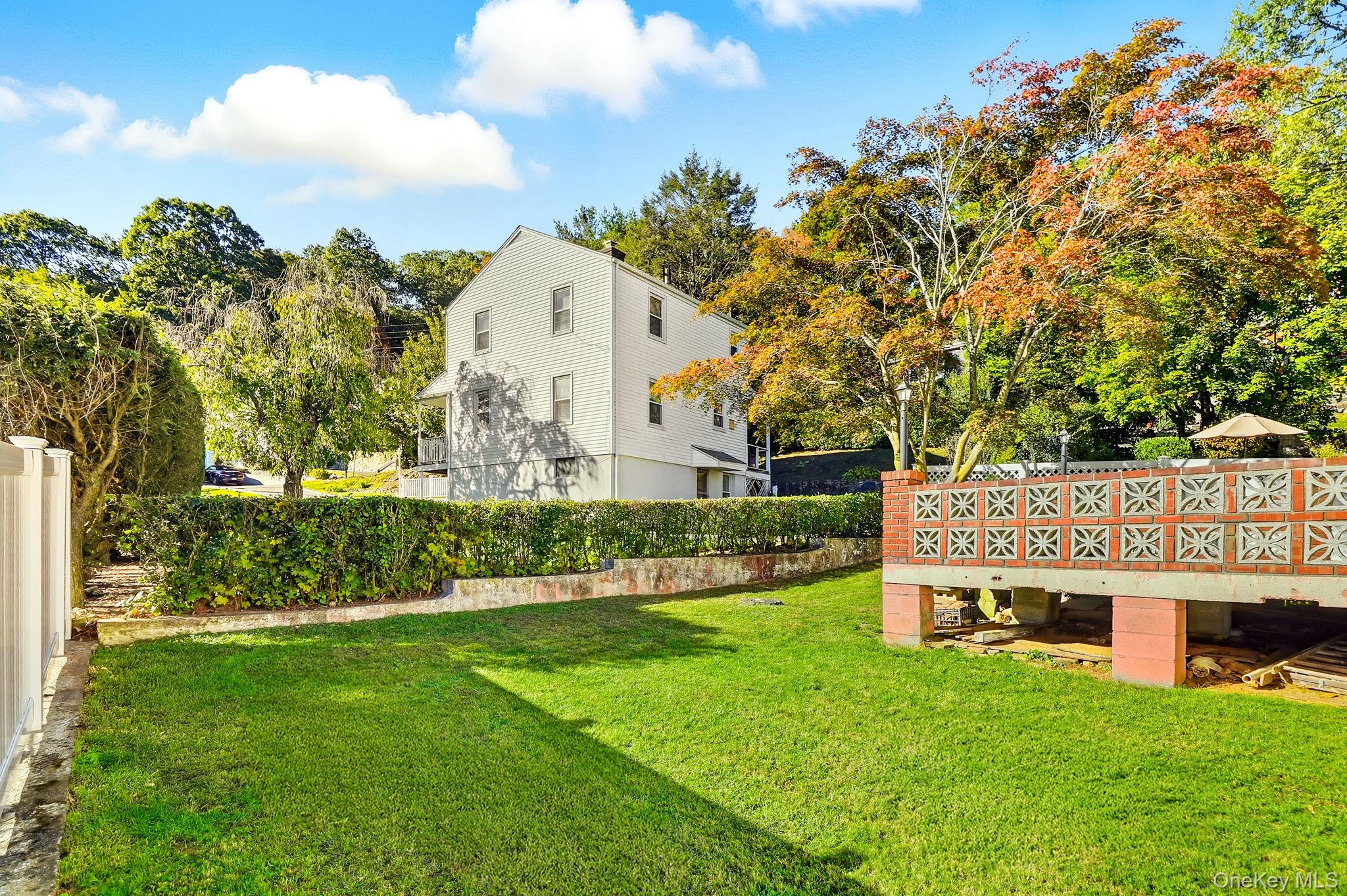 White Plains, New York 10603, United States, 5 Bedrooms Bedrooms, ,4 BathroomsBathrooms,Residential,Active,230515