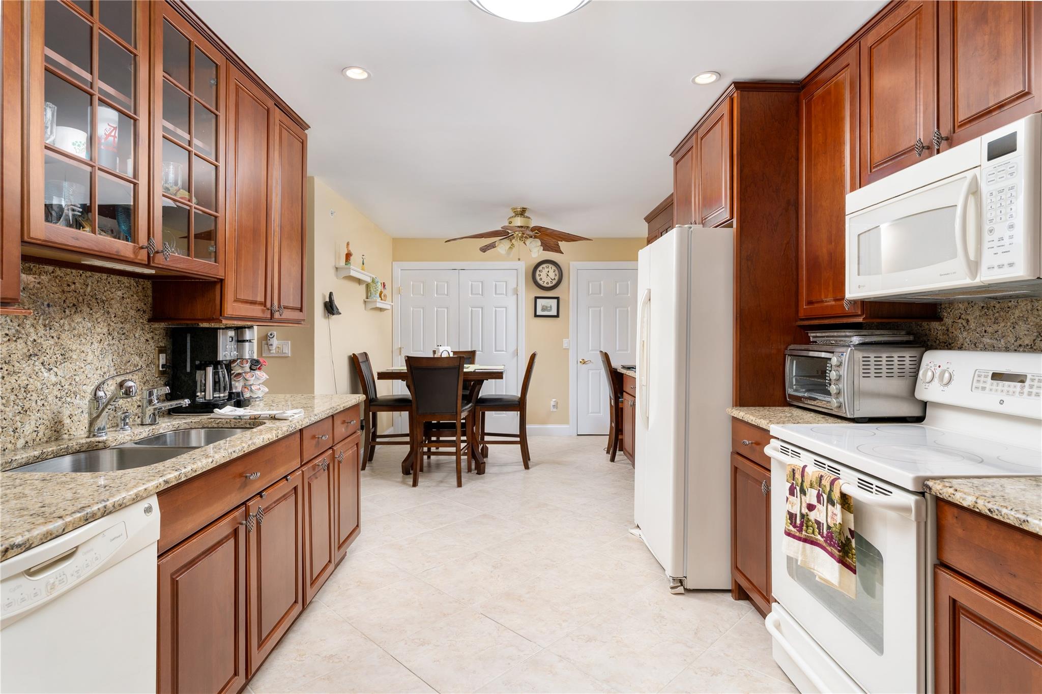 19 Rose Lane #19, Mount Sinai, New York image 13