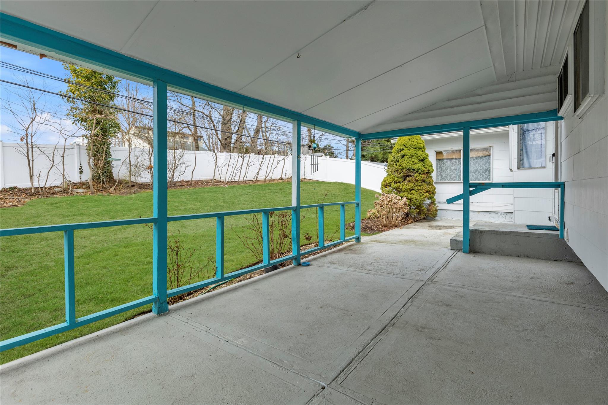 46 West Drive, Kings Park, New York image 16