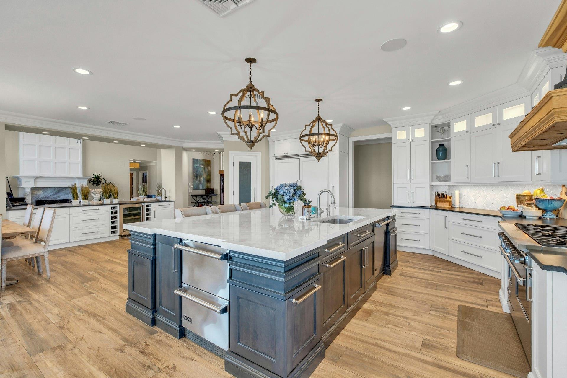 202N Pace Drive, West Islip, New York image 11