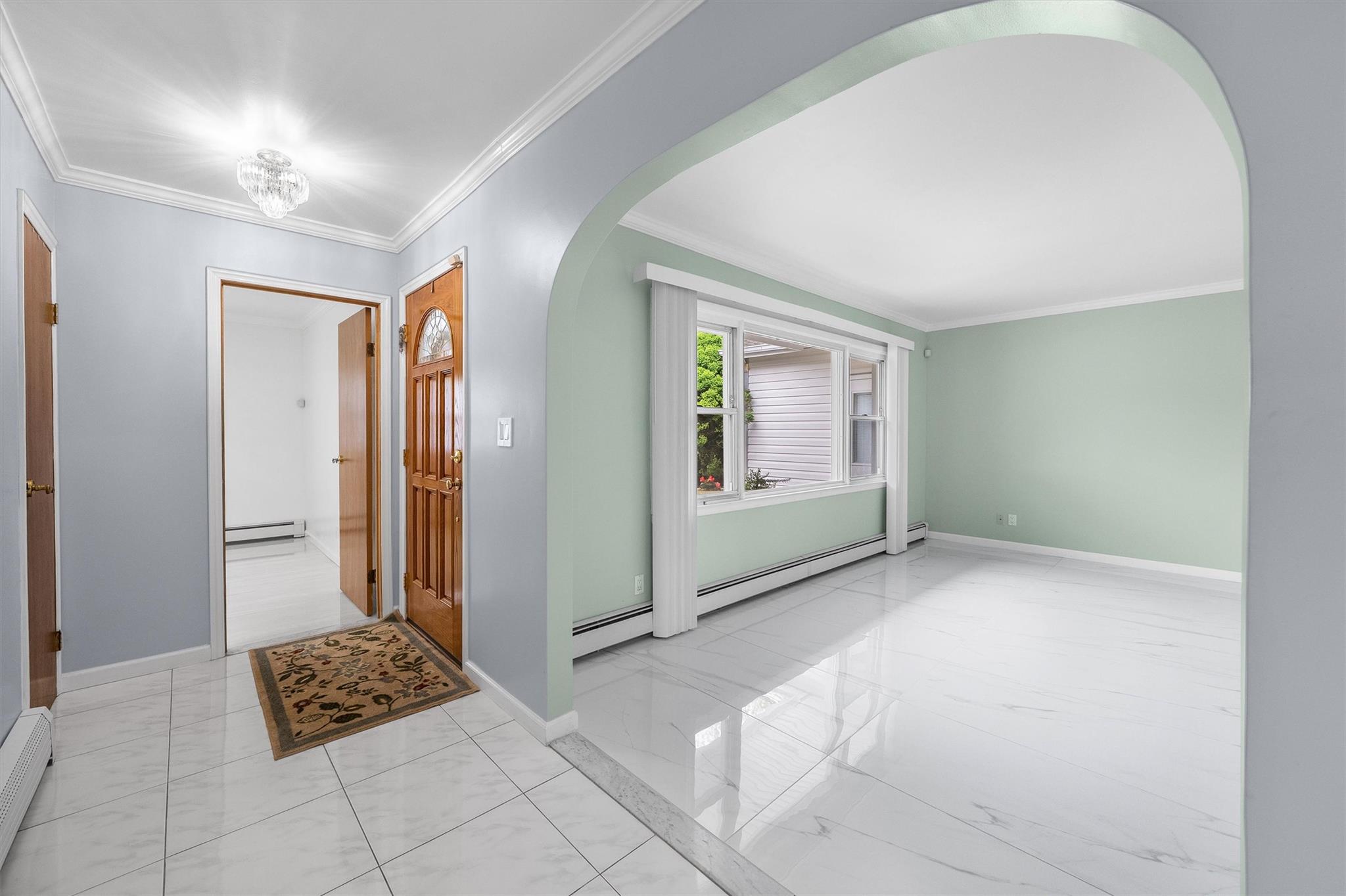 14 Essex Place, Hartsdale, New York image 4