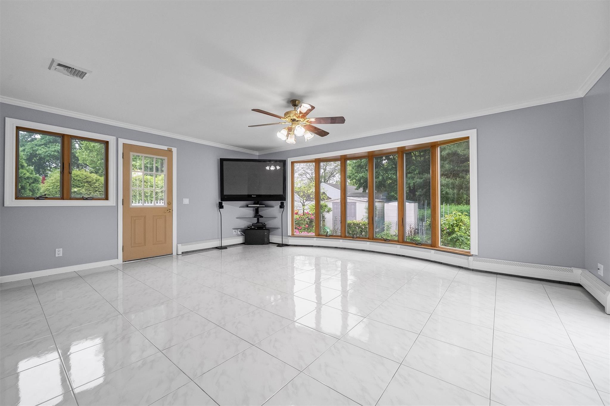 14 Essex Place, Hartsdale, New York image 20