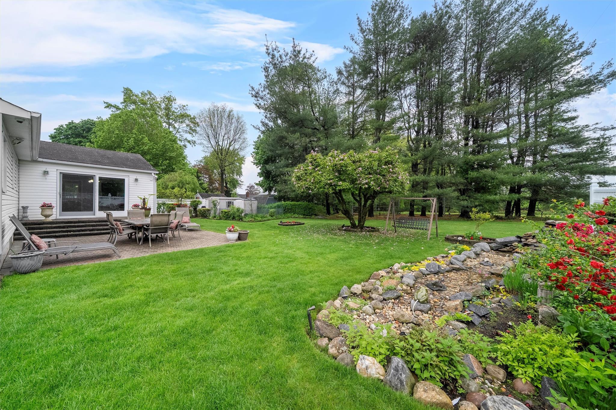 14 Essex Place, Hartsdale, New York image 28