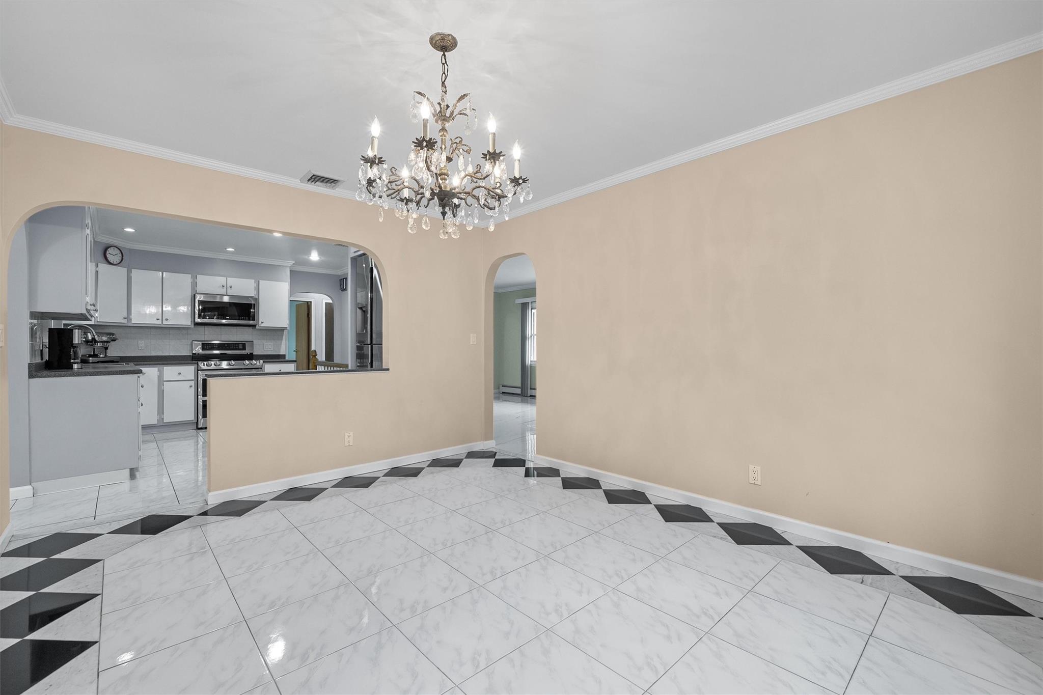 14 Essex Place, Hartsdale, New York image 13
