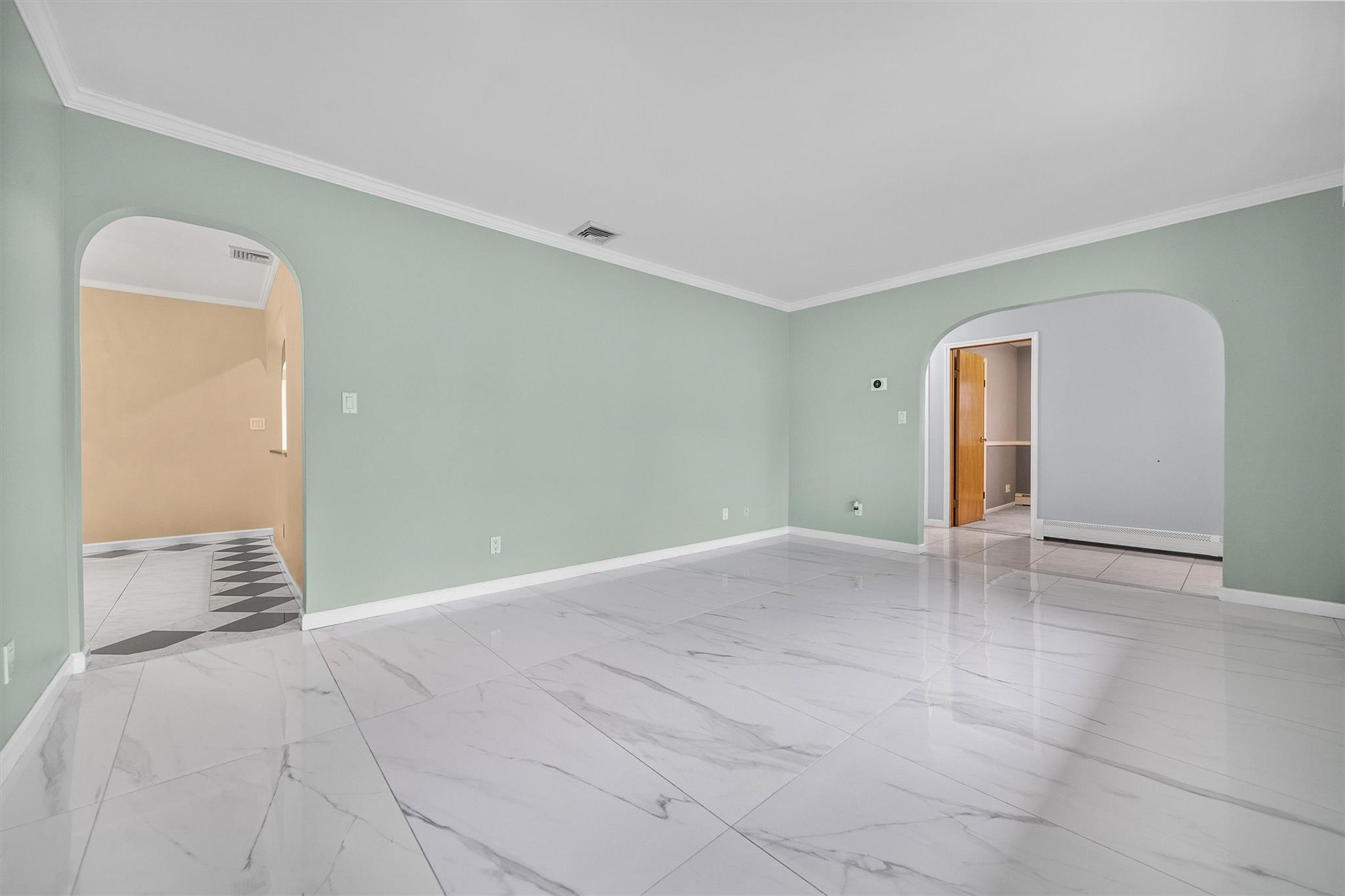 14 Essex Place, Hartsdale, New York image 7