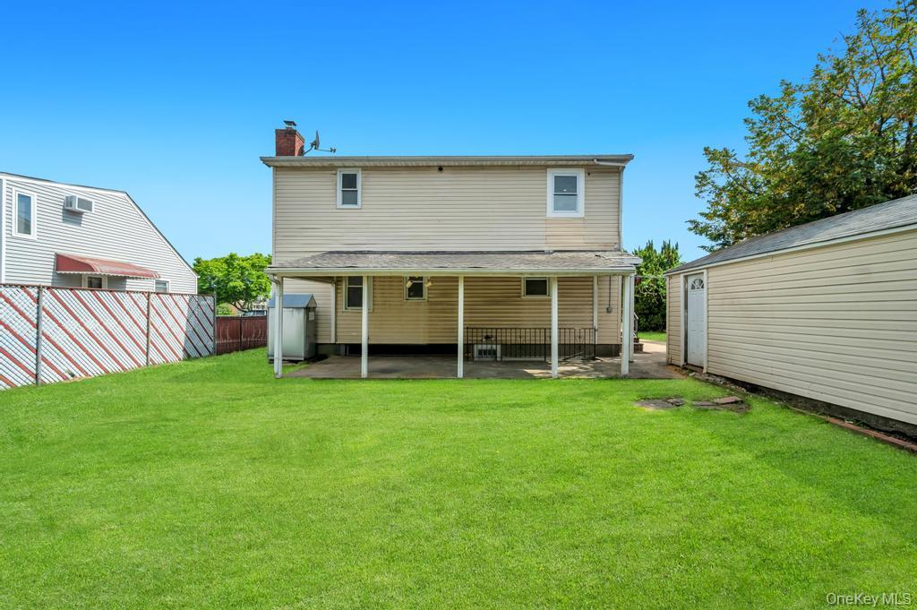 Photo of 15 Farm Lane, Hicksville, NY 11801 (MLS # 1043474)