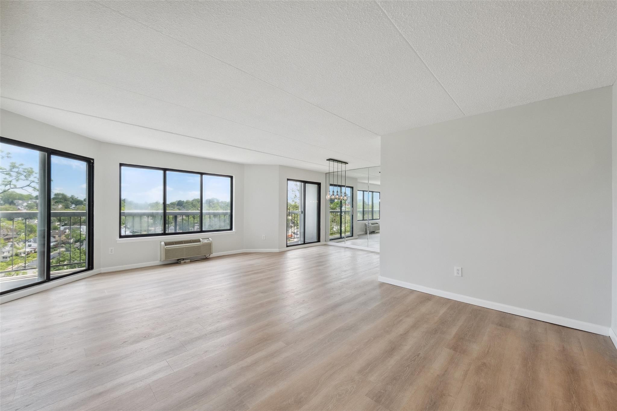 400 High Point Drive #313, Hartsdale, New York image 3