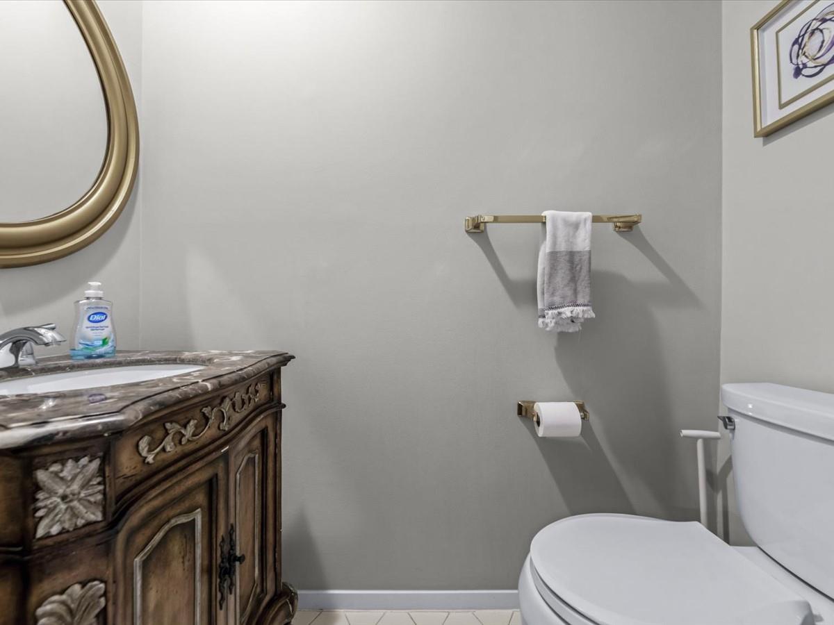 54 Hidden Ridge Drive, Syosset, New York image 15