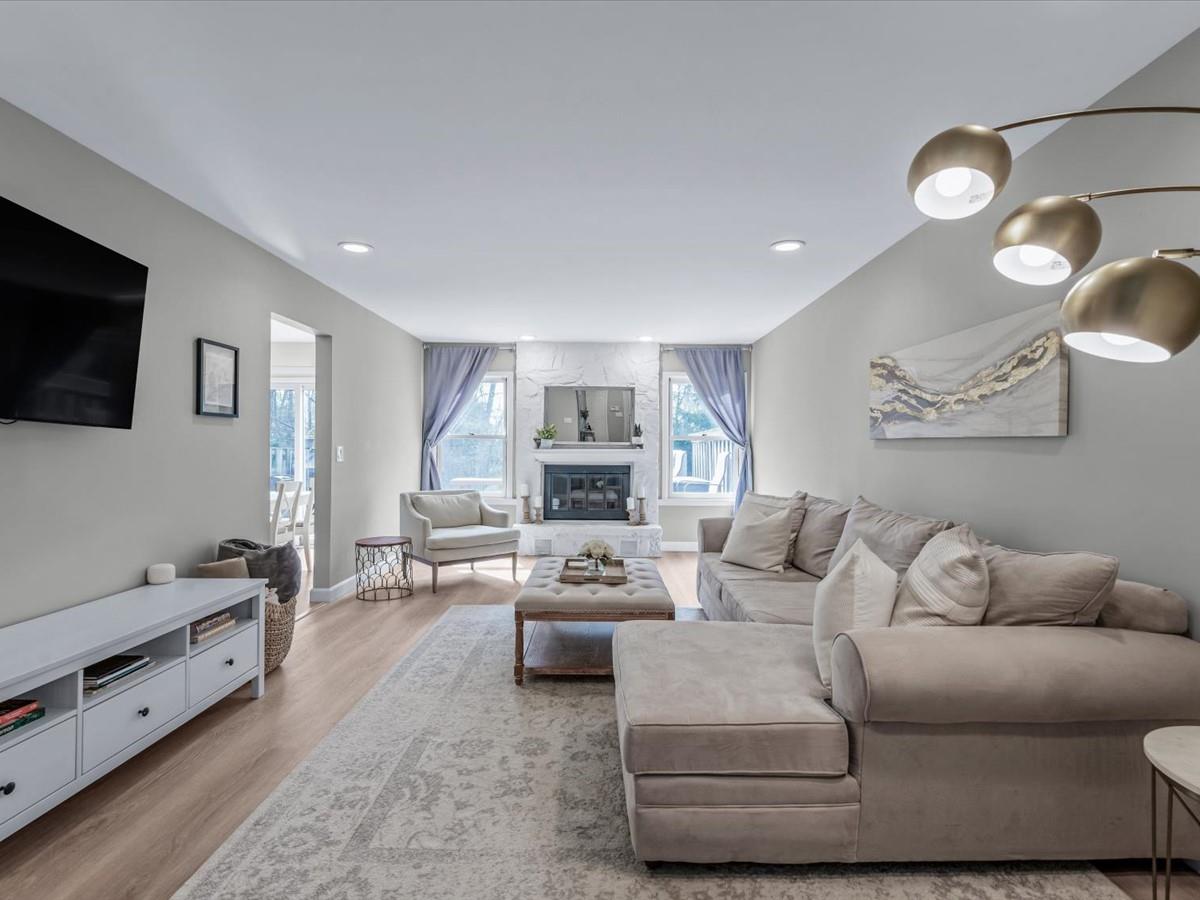 54 Hidden Ridge Drive, Syosset, New York image 12