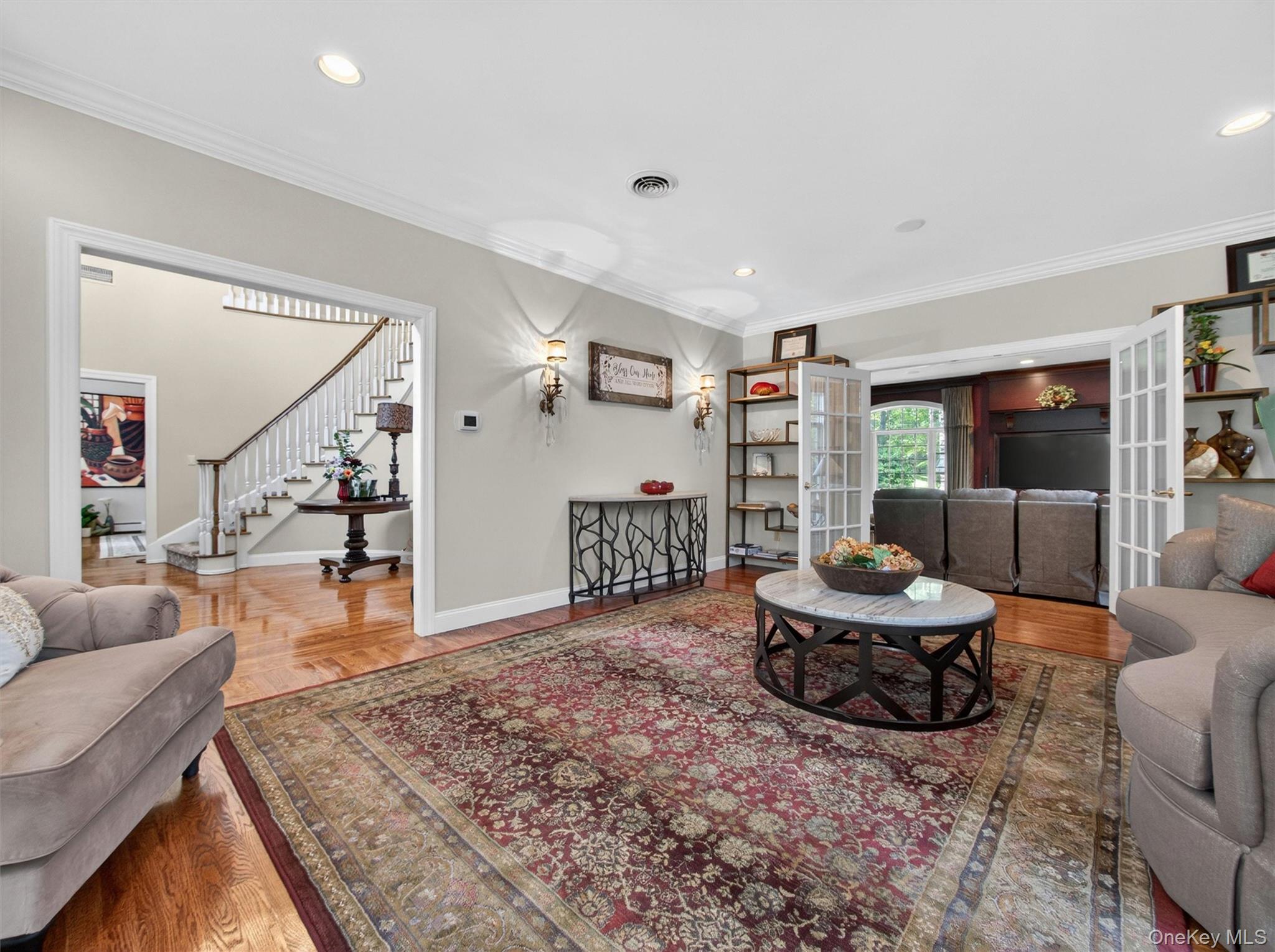 2 Running Brook Lane