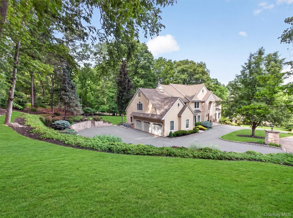 Photo of 2 Running Brook Lane, New City, NY 10956 (MLS # 991748)