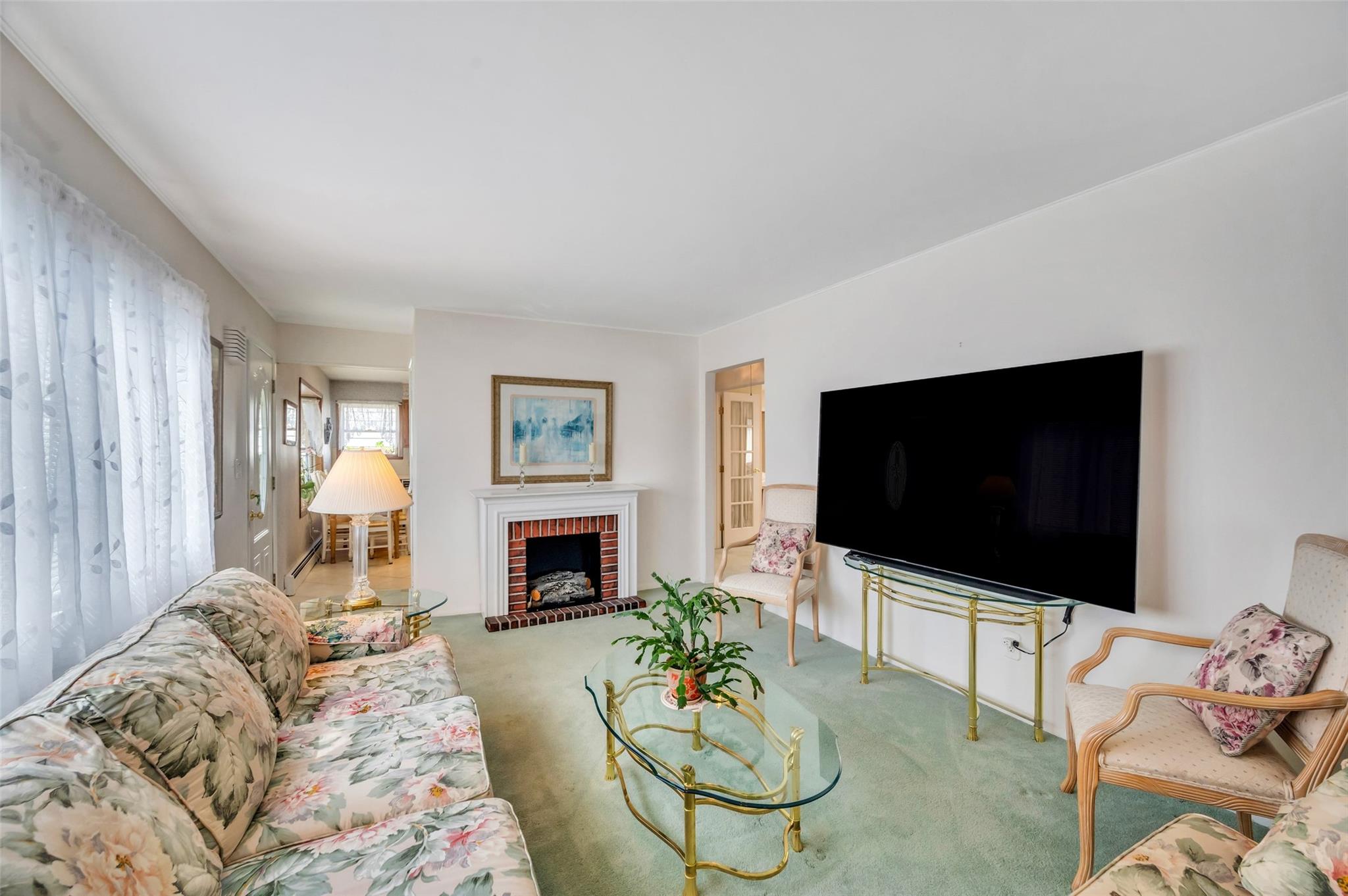 383 Old Country Road, Deer Park, New York image 7