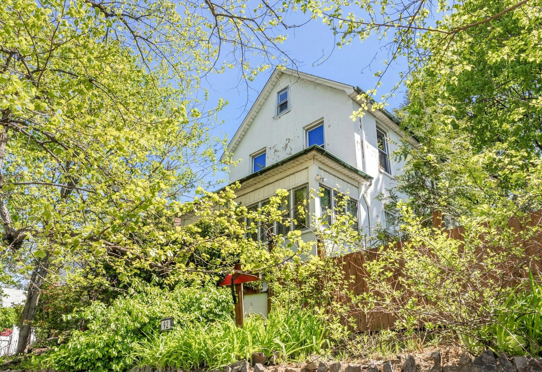 92 Ridgewood Ave Avenue, Yonkers, New York image 2