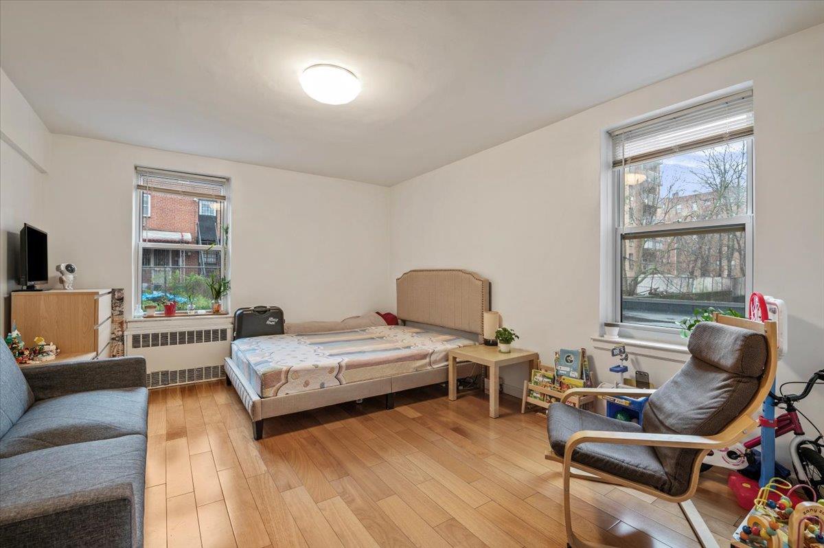 144-44 41st Ave #1M, Flushing, New York image 2