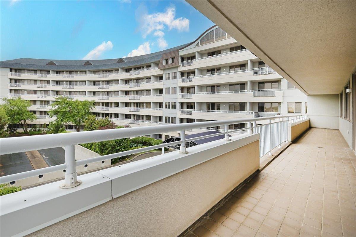100 Harbor View Drive #335, Port Washington, New York image 15