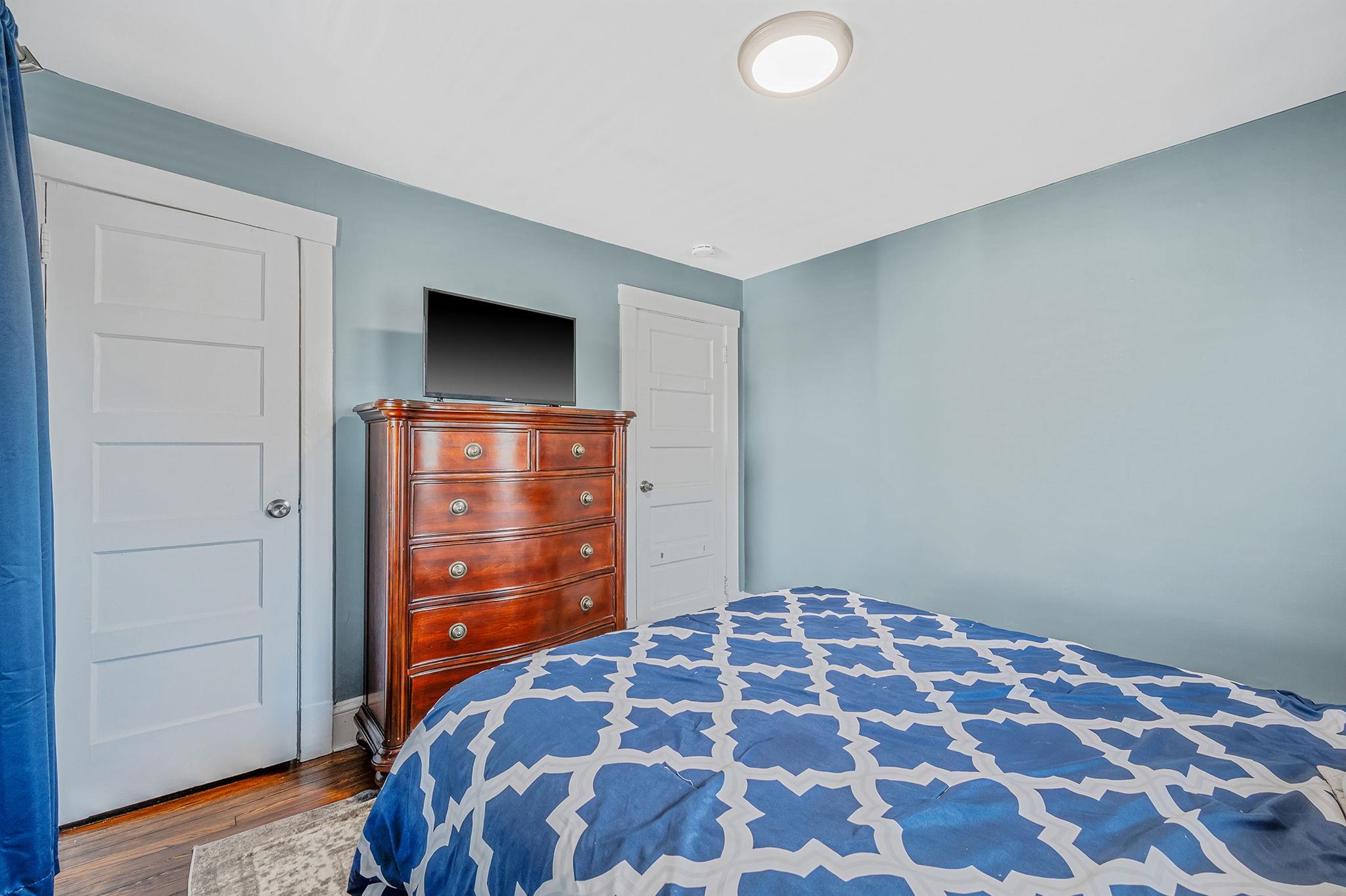 122 Broadway, Greenlawn, New York image 28