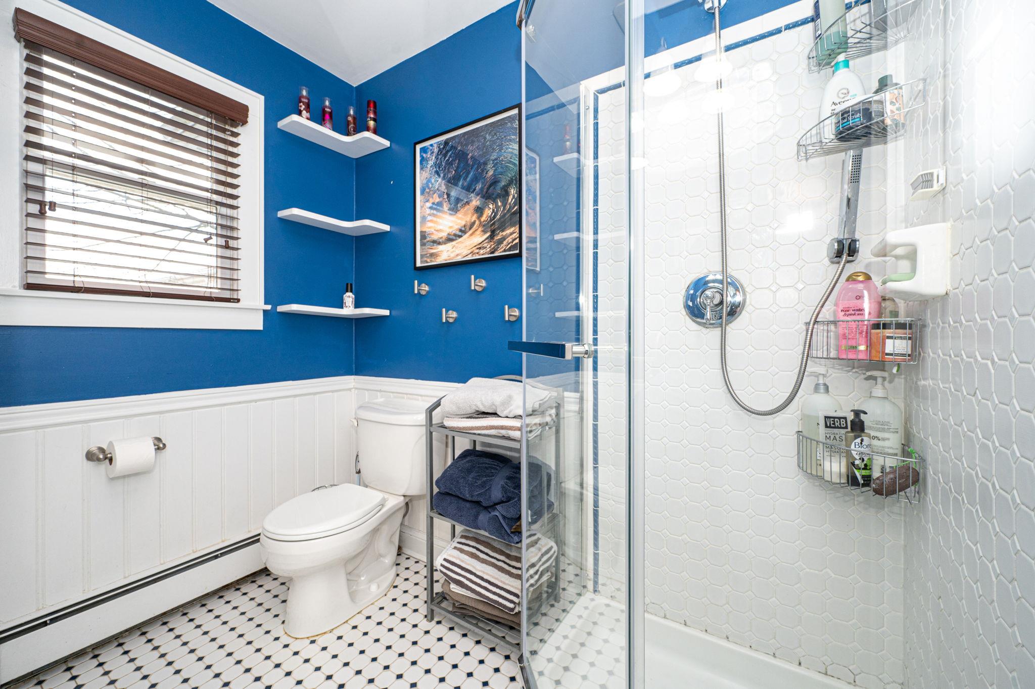 122 Broadway, Greenlawn, New York image 31